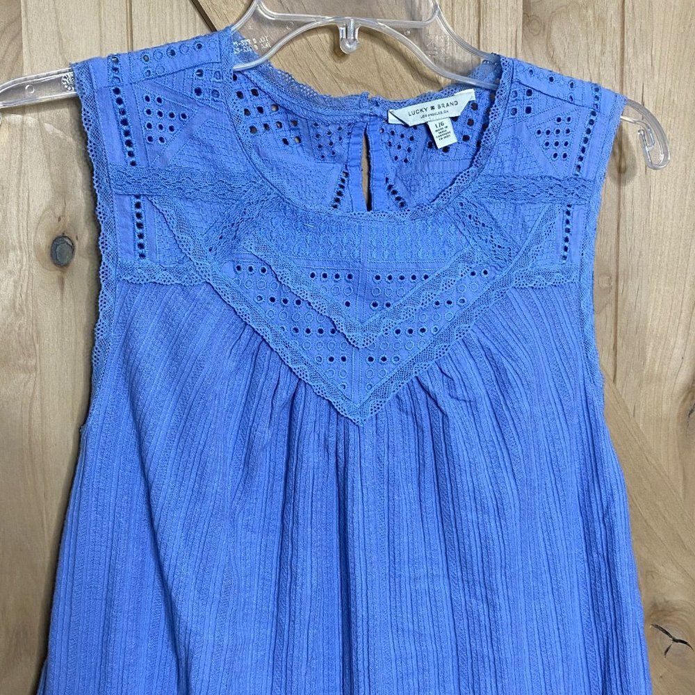 HOST PICK! 😍 Lucky Brand Top